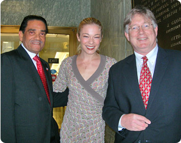 Garland native LeAnn Rimes visit with Mayor Jones and Doug in Washington, D.C.